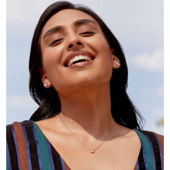 NEW IN BAG: Coach | Open Circle Necklace and Tea Rose Stud Set - Picture 6 of 7